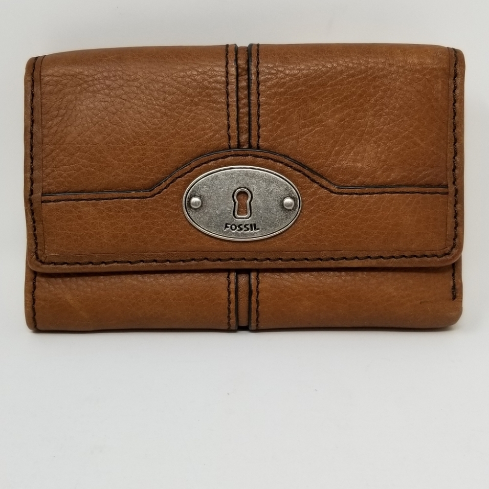 Fossil Pebble Tri Fold  Leather Wallet